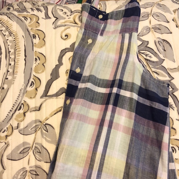 Button Back Tank - Picture 2 of 2